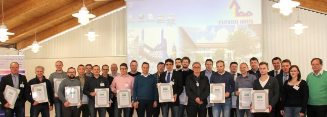 Netzwerke Ostbayern mit AGEEN-Gütesiegel ausgezeichnet
